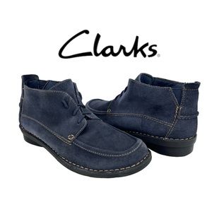 Clarks Womens 7.5 Bendables 63002‎ Navy Blue Suede Chukka Lace-Up Ankle Boot